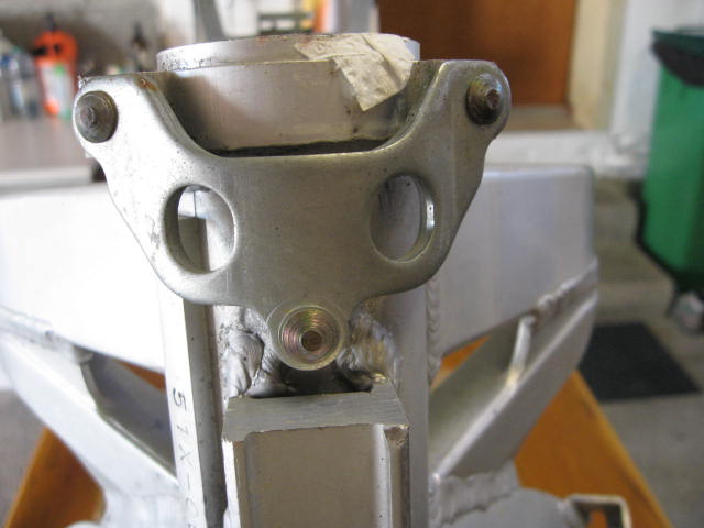 RZV500R-Frame-TG_21.jpg